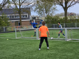 Training S.K.N.W.K. JO19-1 van donderdag 25 april 2024 (69/120)